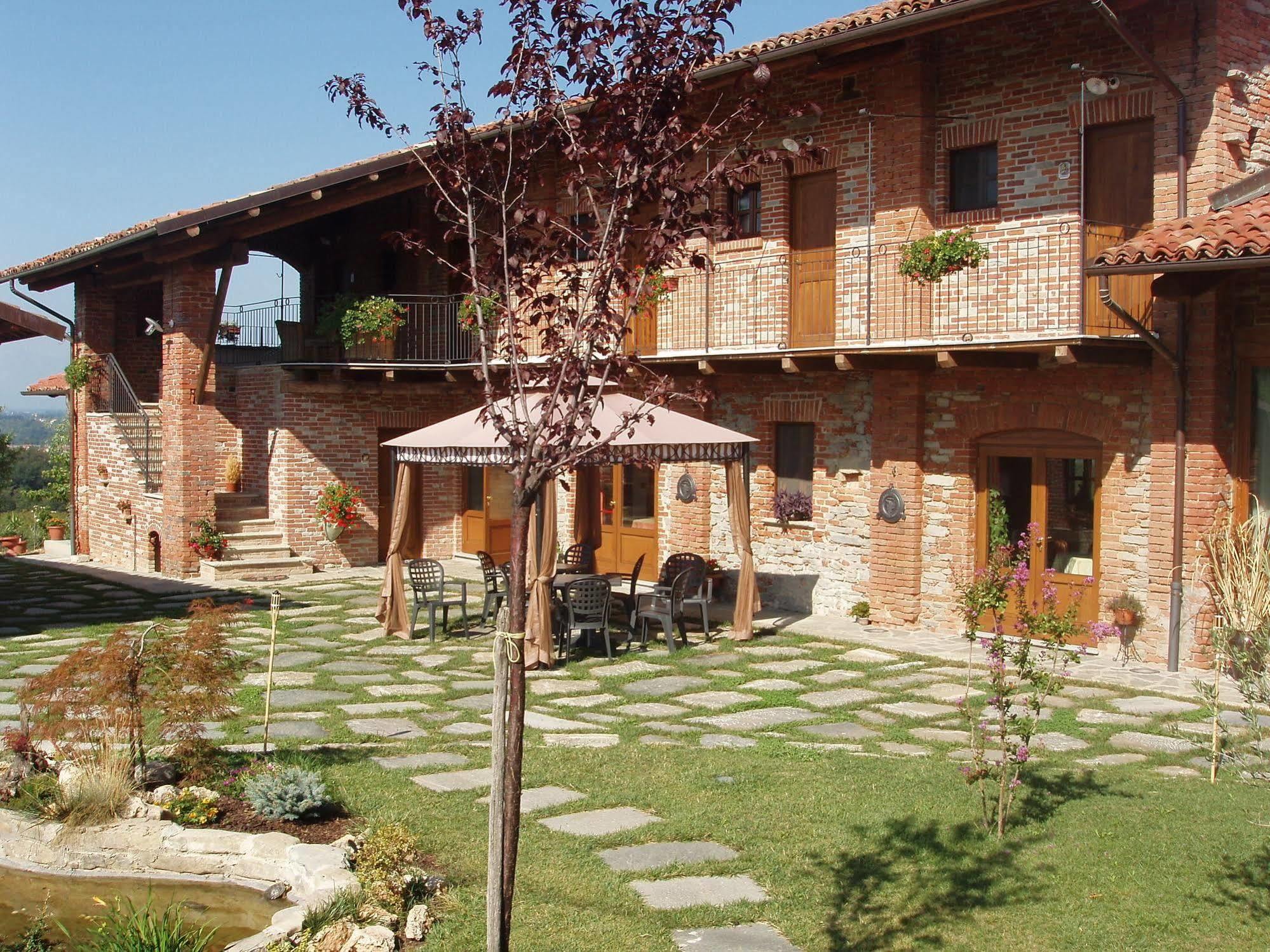 Вилла Il Palazzetto Clavesana Экстерьер фото